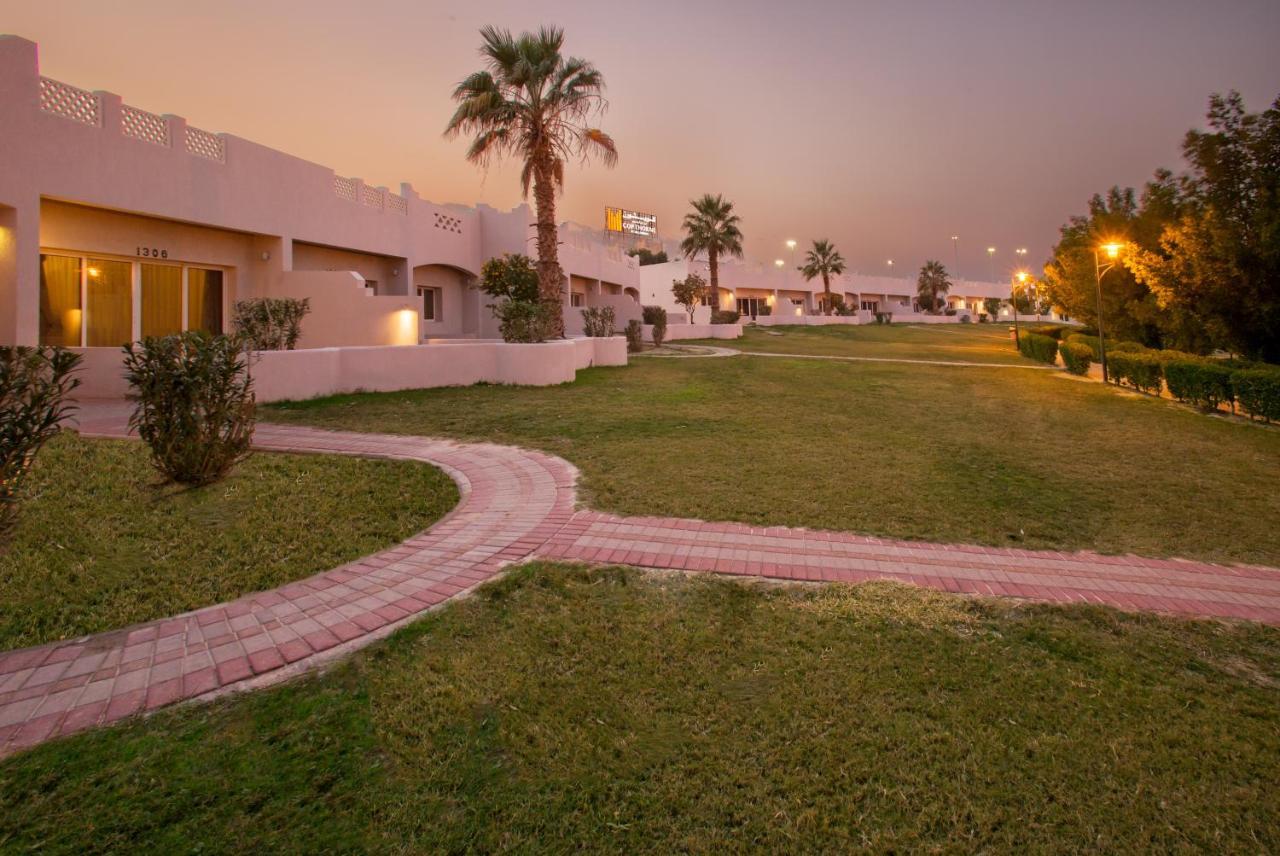 Copthorne Al Jahra Hotel & Resort Kuwait City Esterno foto