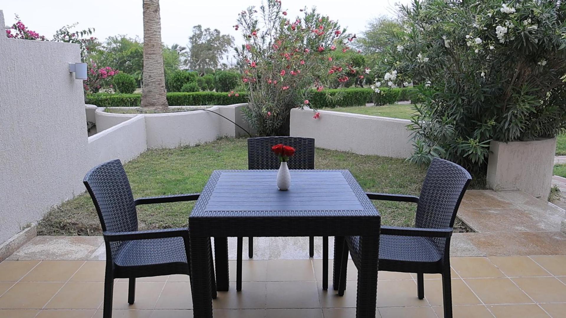 Copthorne Al Jahra Hotel & Resort Kuwait City Esterno foto