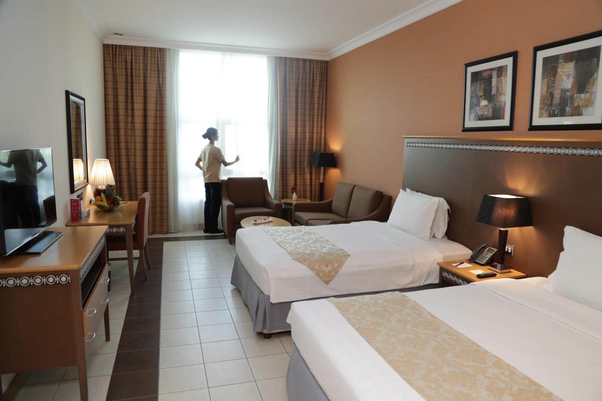 Copthorne Al Jahra Hotel & Resort Kuwait City Esterno foto