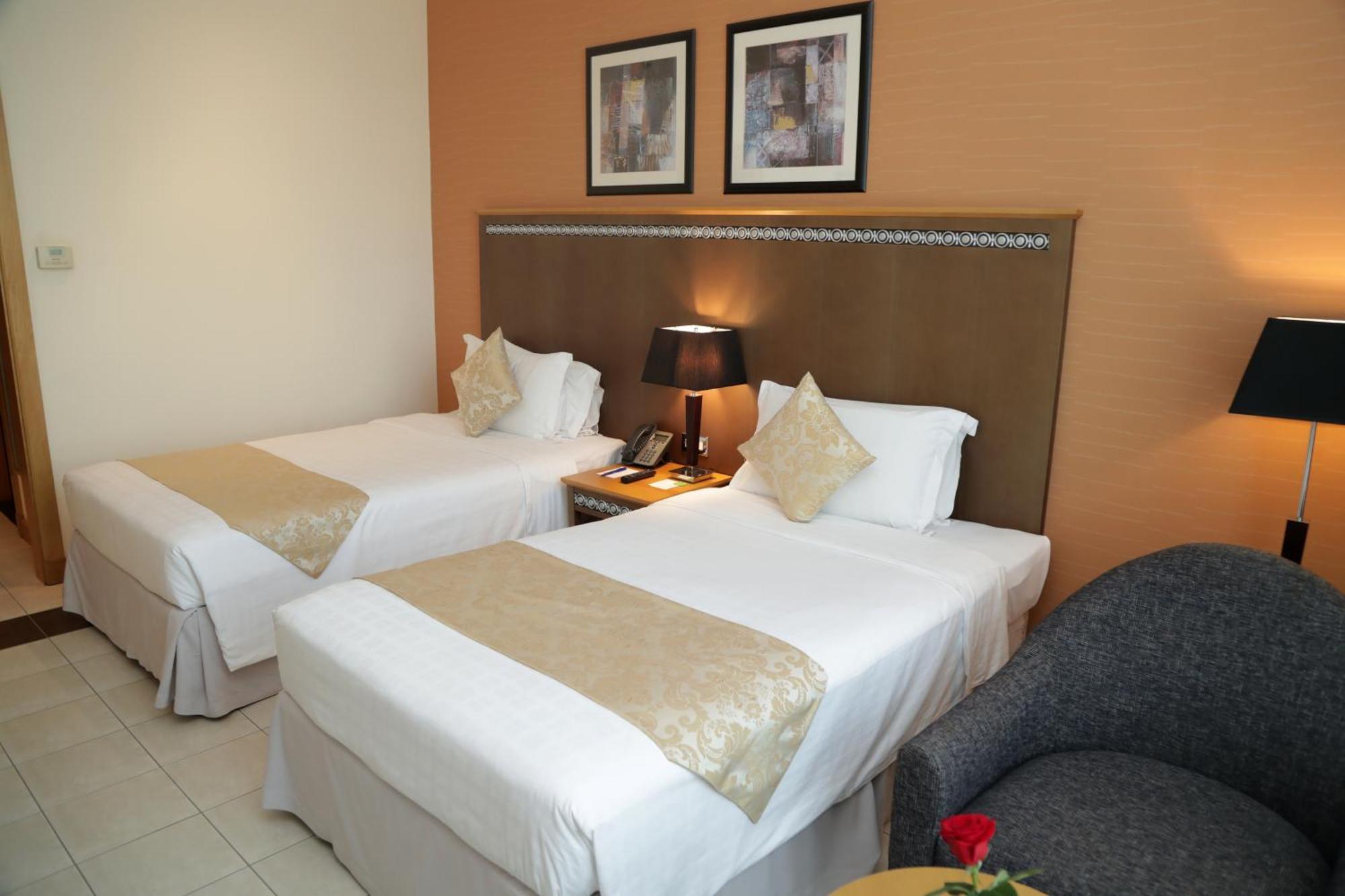 Copthorne Al Jahra Hotel & Resort Kuwait City Esterno foto