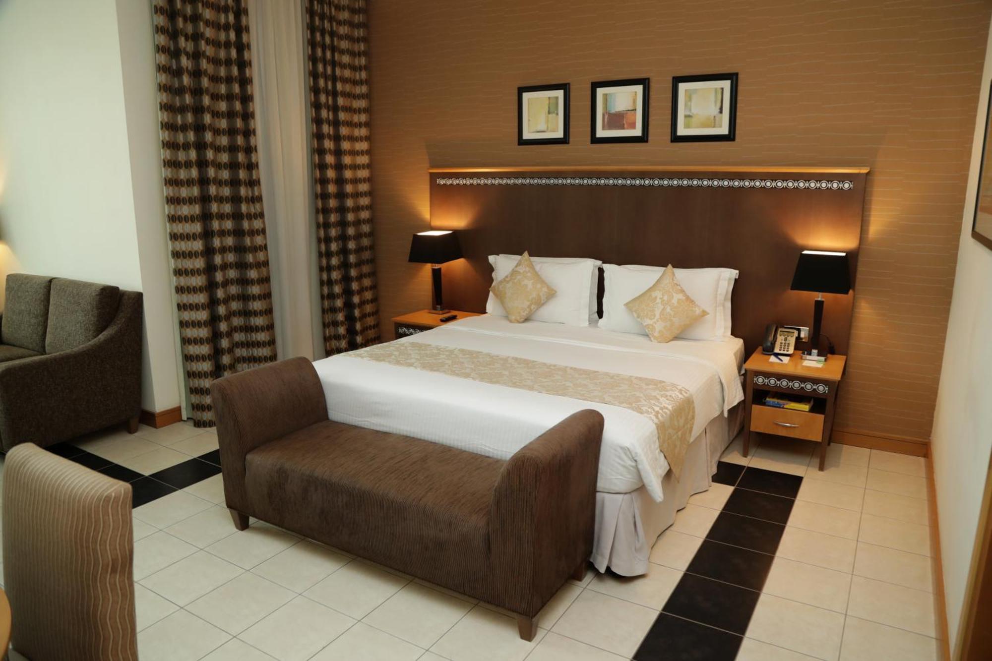 Copthorne Al Jahra Hotel & Resort Kuwait City Esterno foto