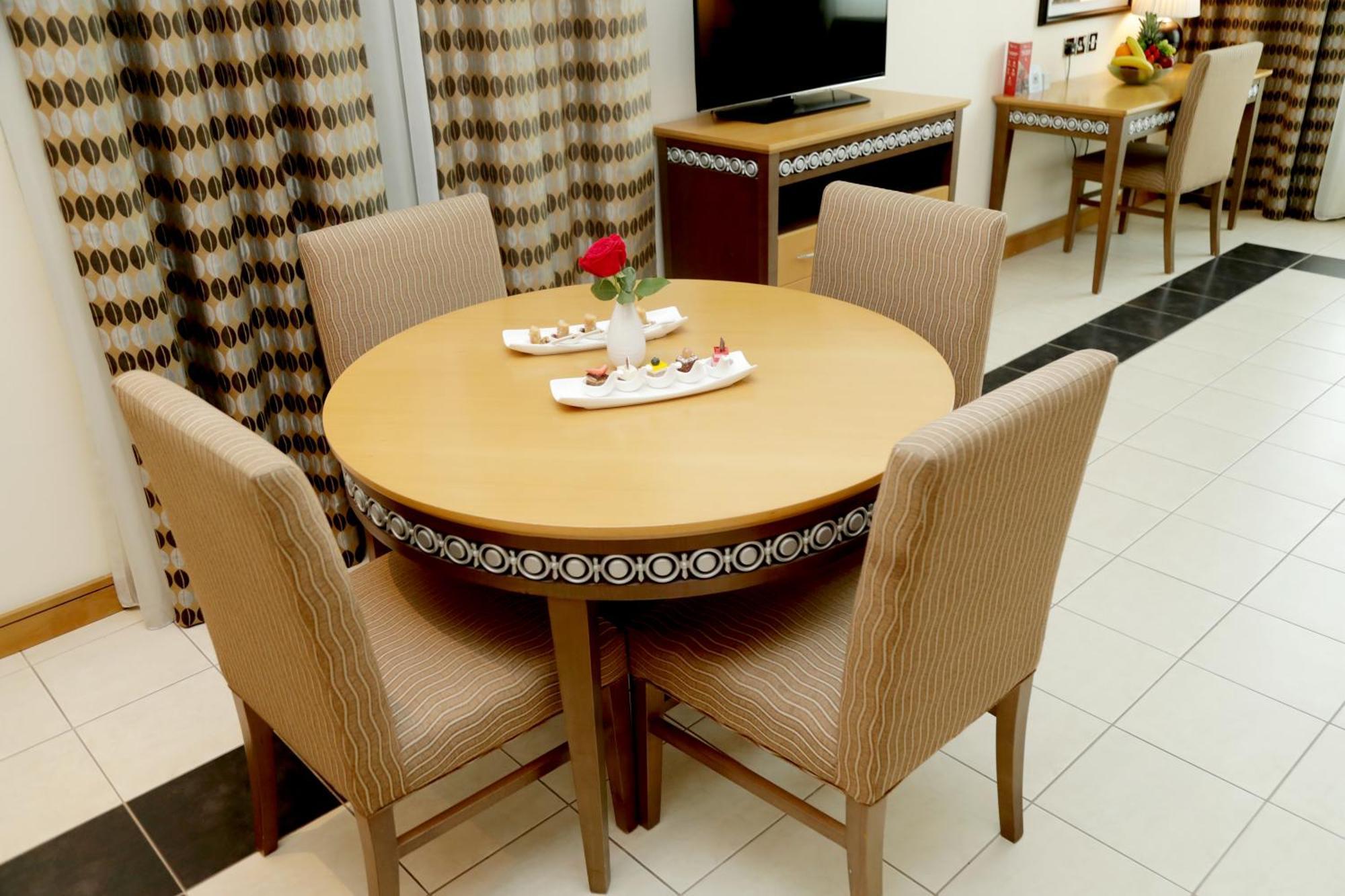 Copthorne Al Jahra Hotel & Resort Kuwait City Esterno foto