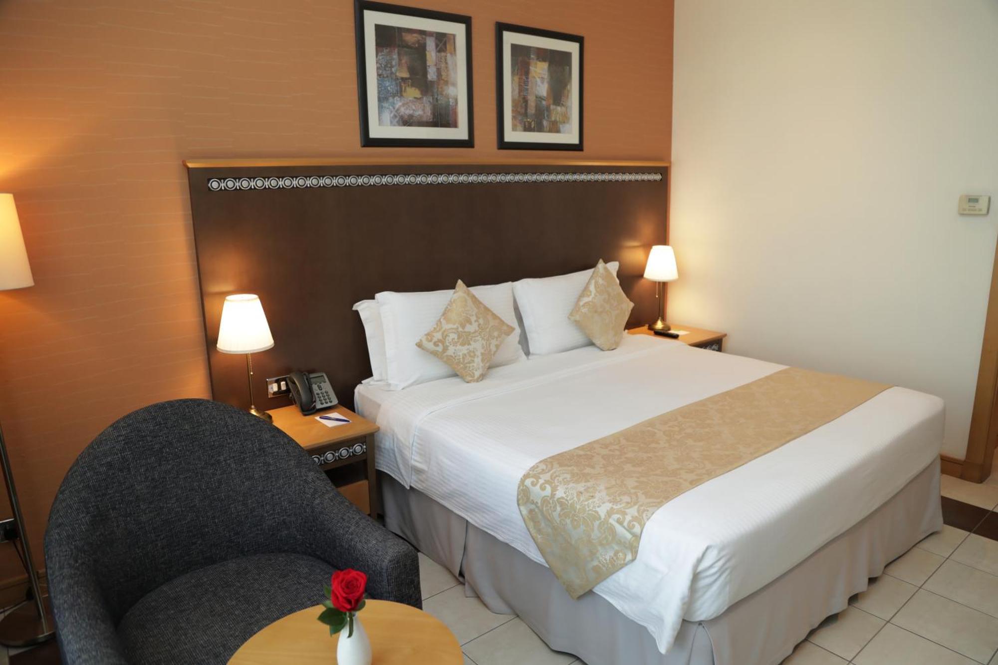 Copthorne Al Jahra Hotel & Resort Kuwait City Esterno foto