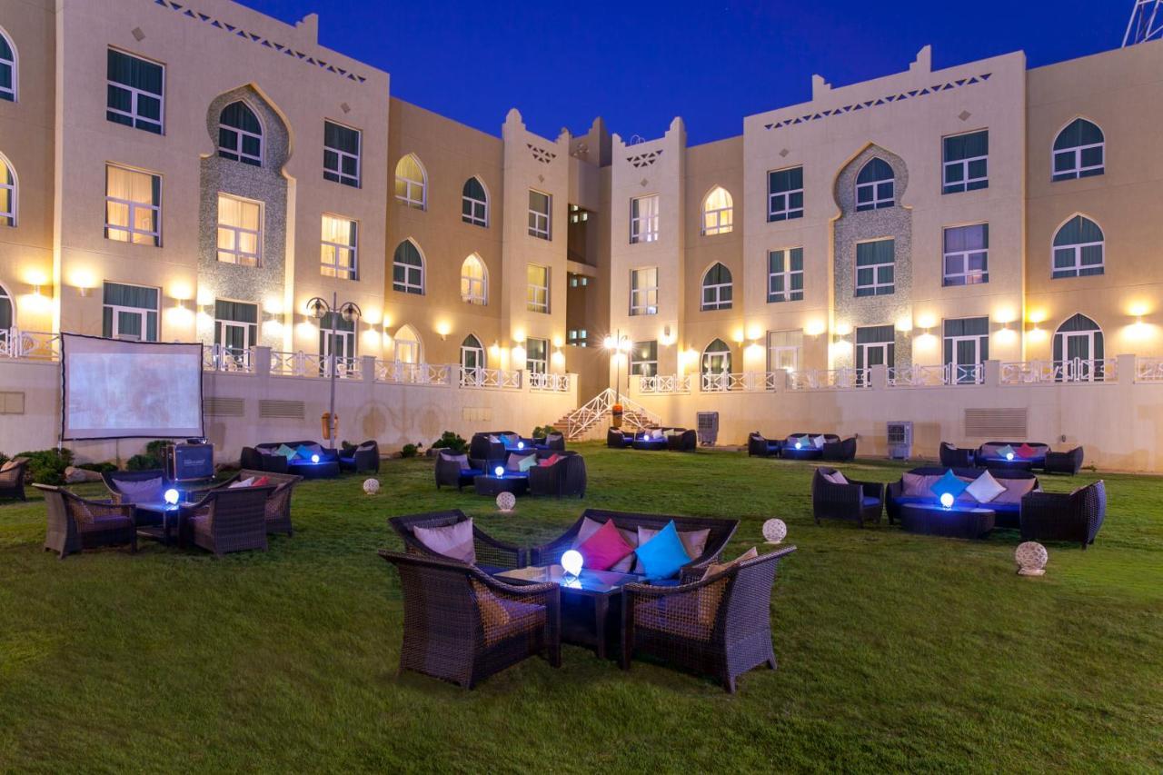 Copthorne Al Jahra Hotel & Resort Kuwait City Esterno foto