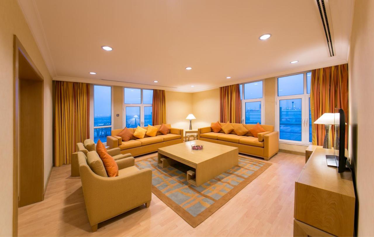 Copthorne Al Jahra Hotel & Resort Kuwait City Esterno foto