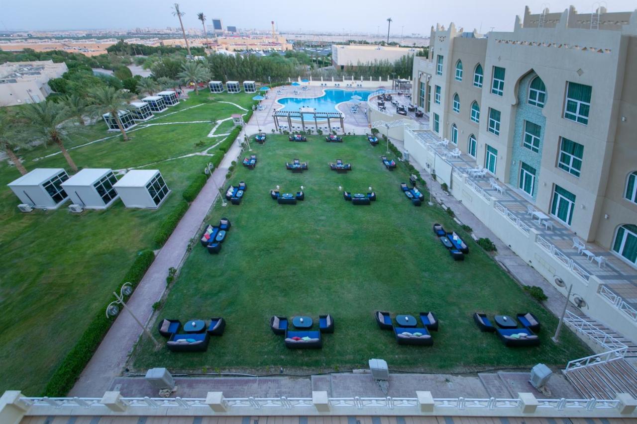 Copthorne Al Jahra Hotel & Resort Kuwait City Esterno foto